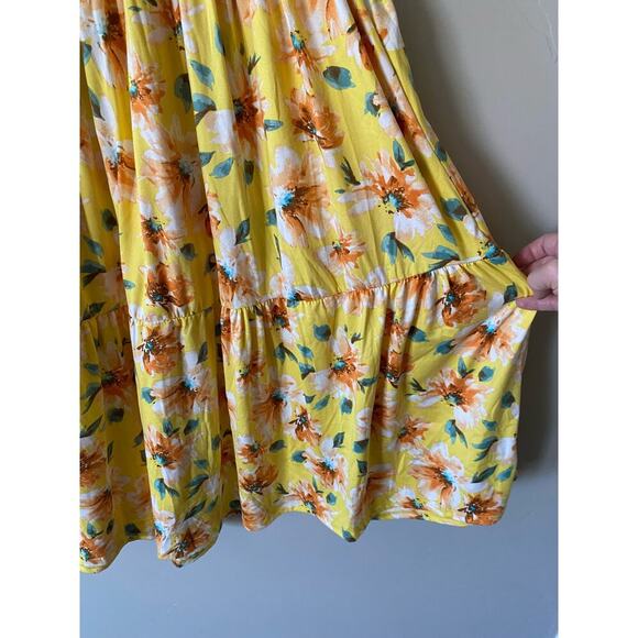 P &. Rose Large Yellow Floral Tiered Midi Dress - Picture 3 of 4